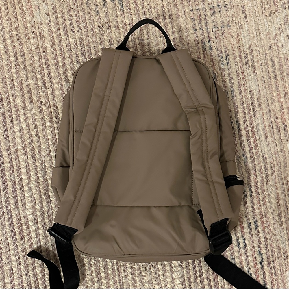 Calpak Luca laptop backpack - Picture 2 of 2